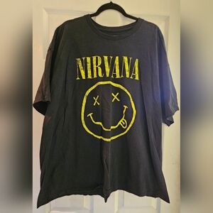 Nirvana tee